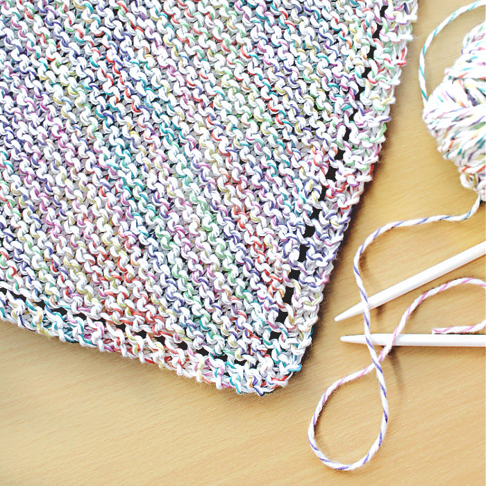 A homemade knit dishcloth