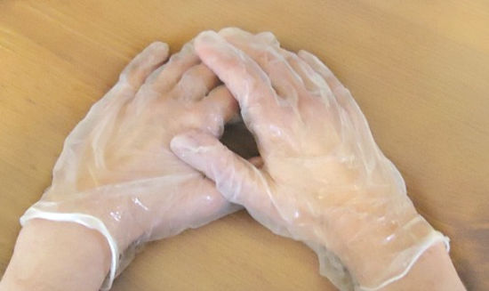using a homemade hot oil hand treatment