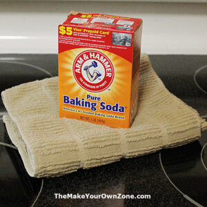 Baking soda for cleaning a glass stove top