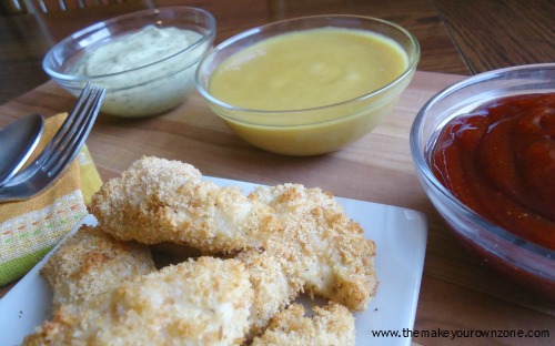 homemade chicken nuggets with dipping sauce