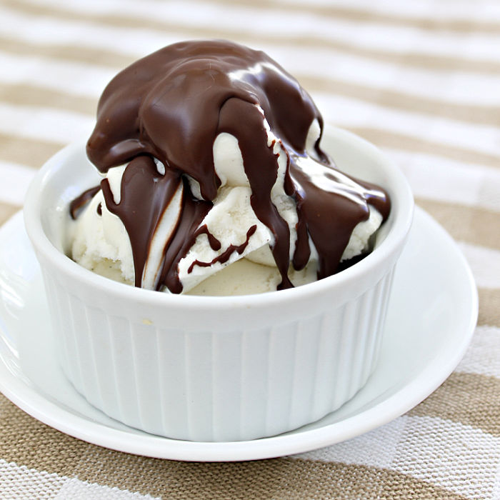 Ice cream wtih homemade Magic Shell topping