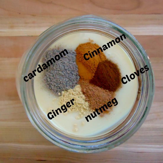 Make your own chai tea creamer