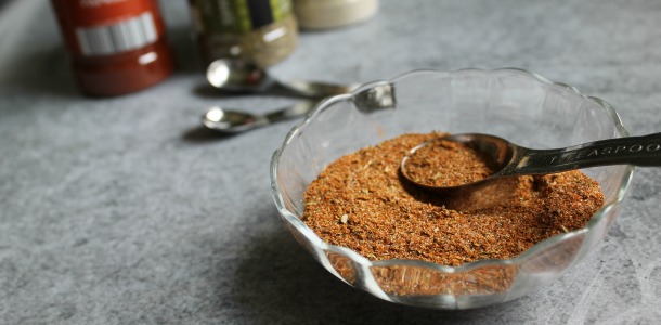 Make a DIY Emeril Essence Spice Blend