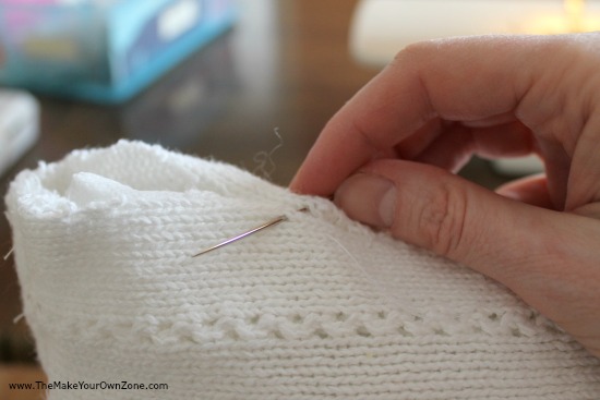 How to make a pillow from an old sweater
