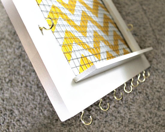 making a jewelry organizer
