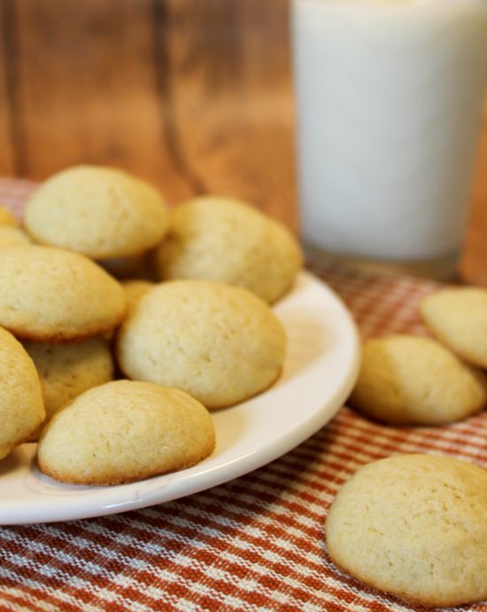 Recipe to make your own vanilla wafers
