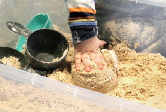 homemade kinetic play sand