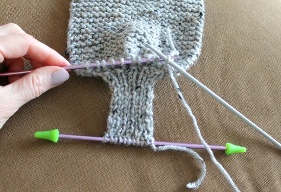 Free Knitting Pattern - Bow Tie Garter Stitch Scarf
