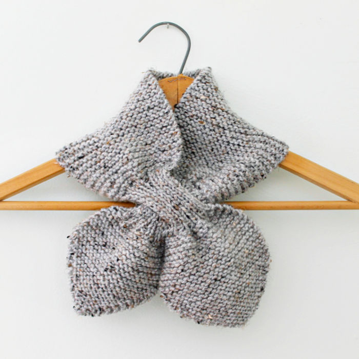 knit bow-tie keyhole scarf