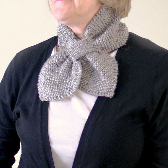 bow tie keyhole knit scarf