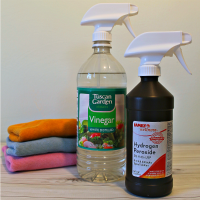 Natural Disinfecting With Vinegar and Hydrogen Peroxide