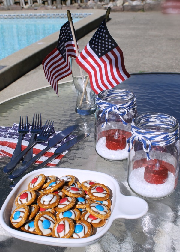 Make these tasty Pretzel M&M Treats in red, white, and blue - perfect for a patriotic holiday like the 4th of July