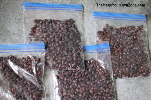 How to cook beans - make your own beans with this easy crockpot method and save money too!