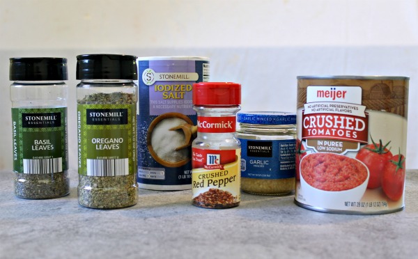 How to make a simple spaghetti sauce from a can of crushed tomatoes and spices in your pantry