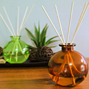 homemde reed diffuser liquid in bottles