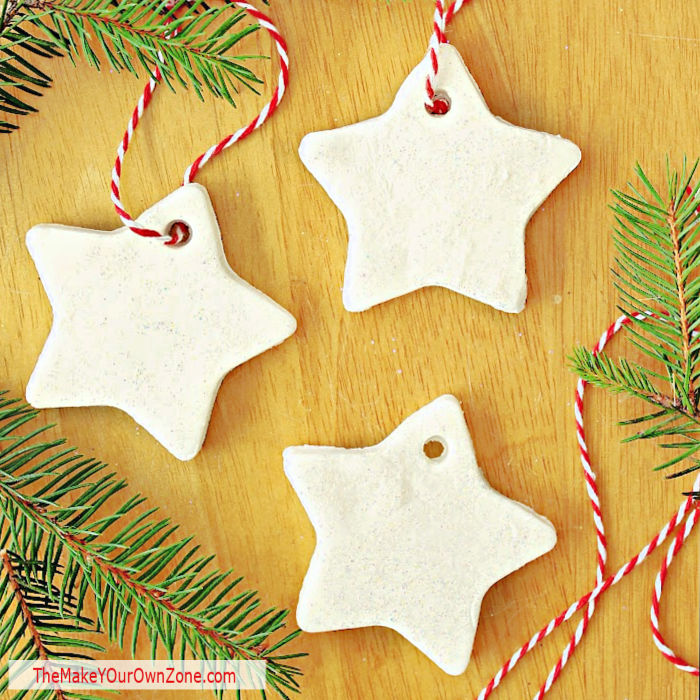 Christmas ornaments in the shape of stars made from baking soda and cornstarch.
