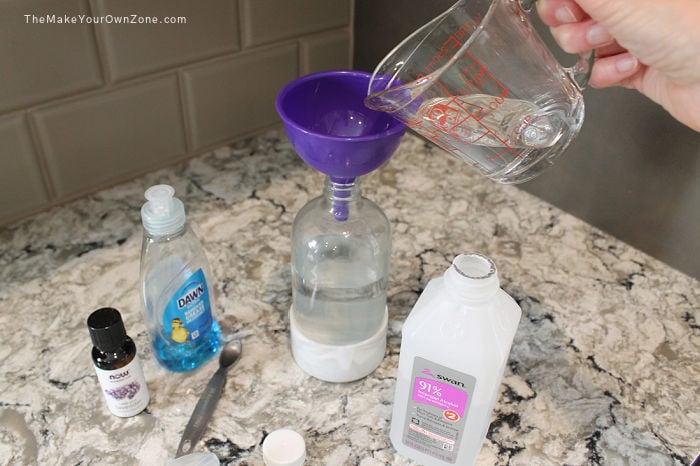 making homemade cleaning spray for granite